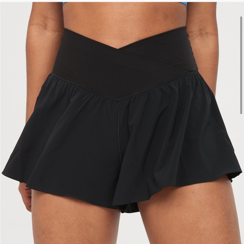 Aerie Crossover Shorts - Picture 4 of 4